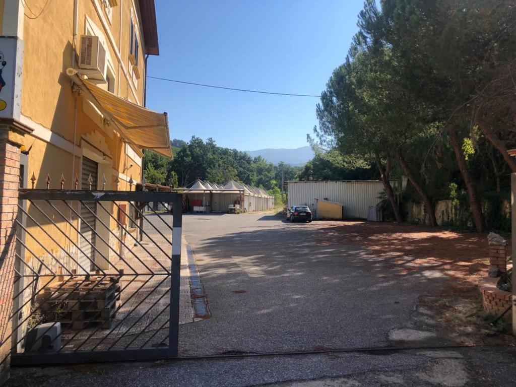 Mare O Montagna Apartment Cosenza Bagian luar foto
